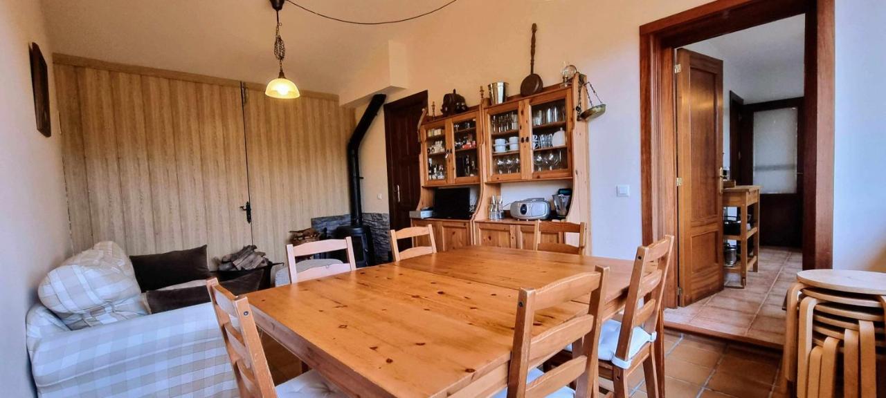 Vivienda Vacacional Villa Maruja Andrin Bagian luar foto